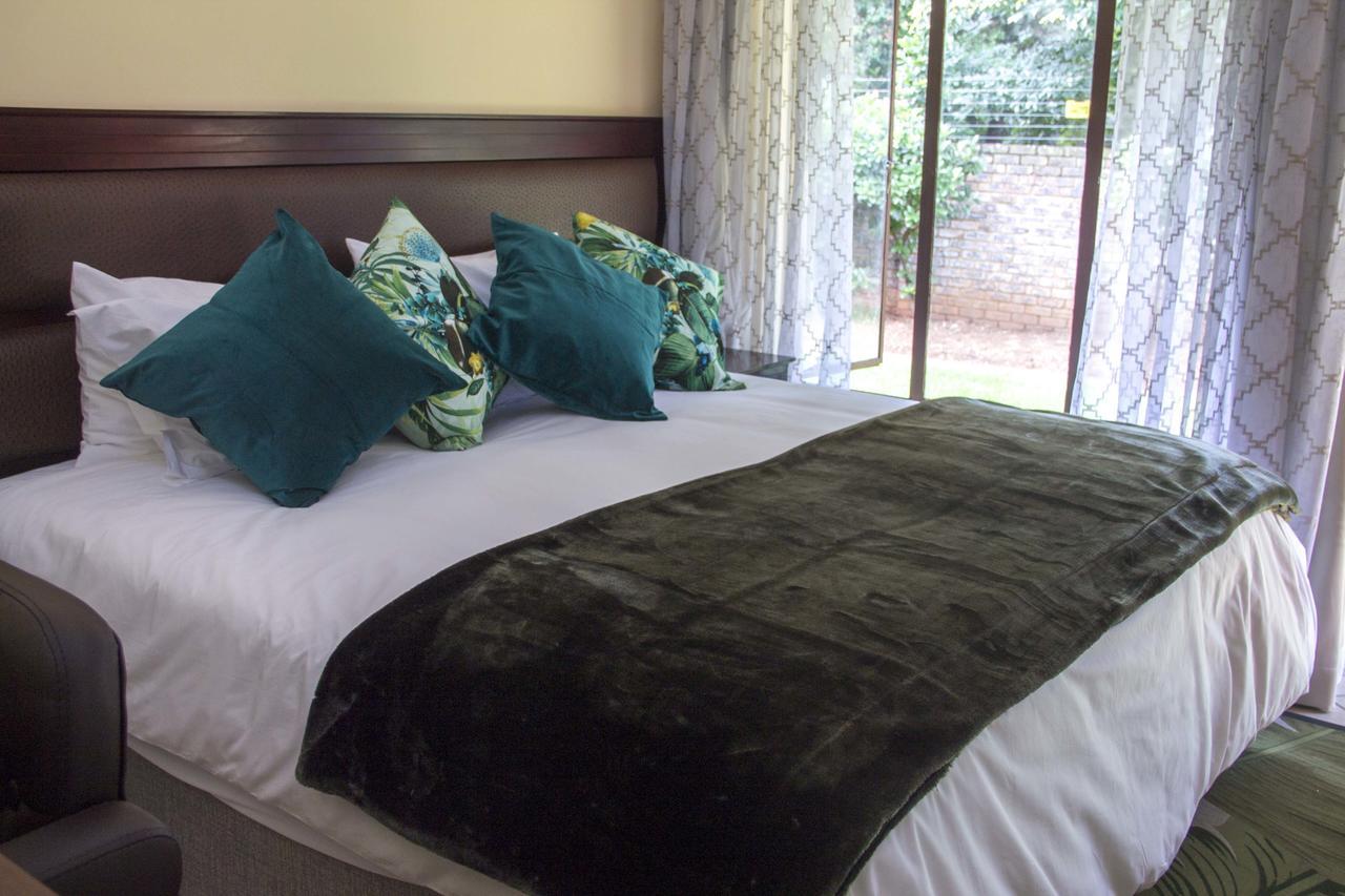 Riverton Manor Centurion Luaran gambar