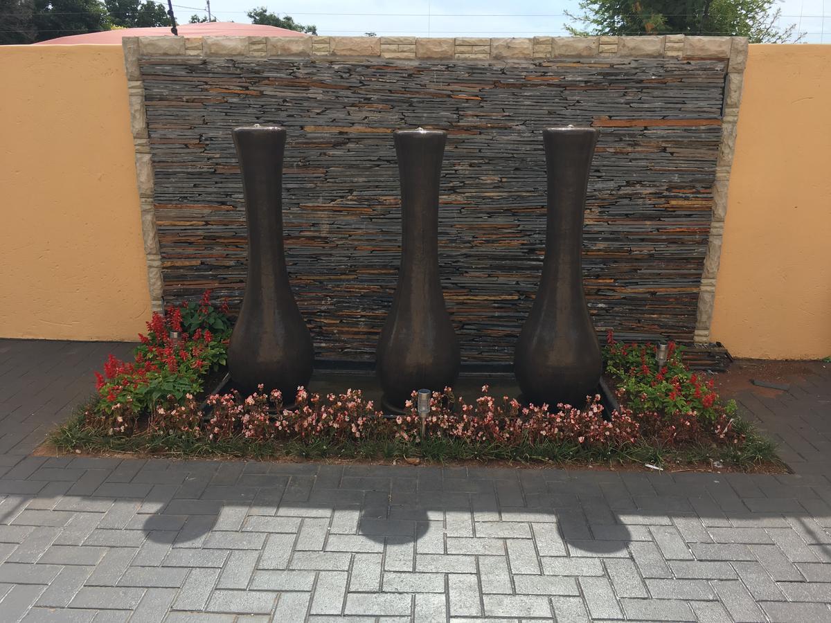 Riverton Manor Centurion Luaran gambar