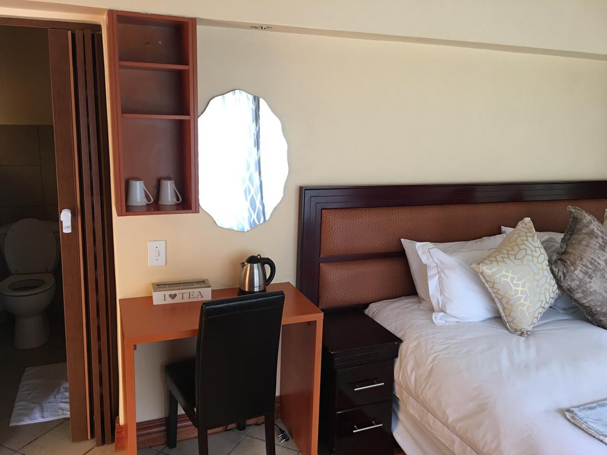 Riverton Manor Centurion Luaran gambar