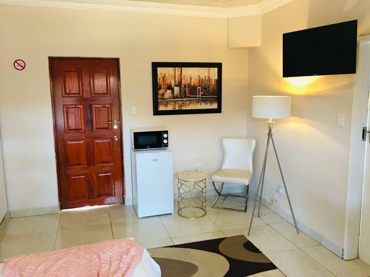 Riverton Manor Centurion Luaran gambar